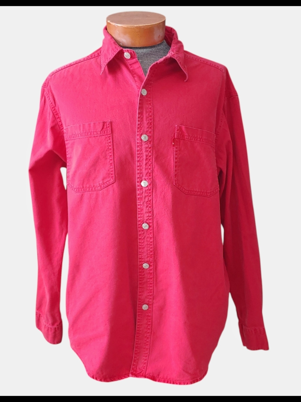 Vintage Red Levi's Button-Up Shirt *Blank Tab*